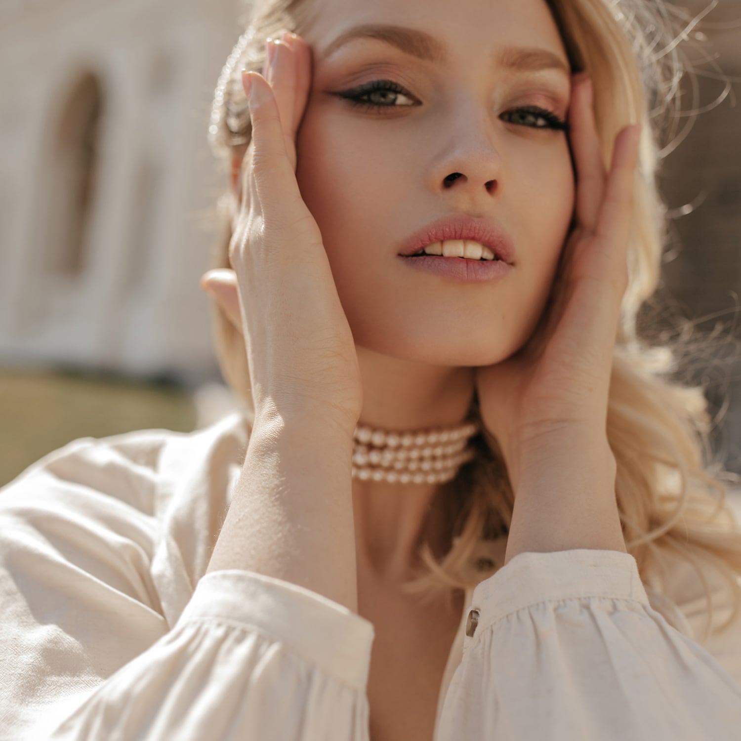 catalog-categories-fashion-accessories-jewelry-pearls-pearl-necklace-02-pearl-necklace-02-1.jpg - 786387df