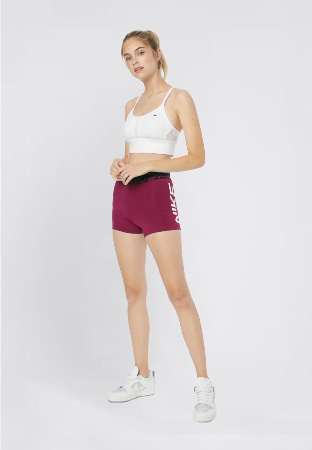 catalog-categories-fashion-sportswear-active-shorts-gym-shorts-gym-shorts-variant-color-red.jpg - 26b86c94