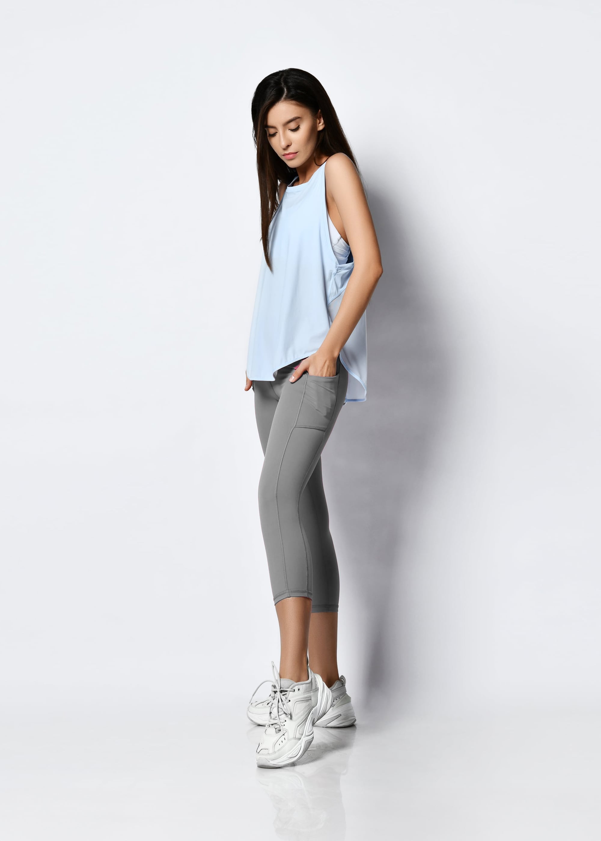 catalog-categories-fashion-sportswear-sport-leggings-sport-leggings-4-sport-leggings-4-variant-color-gray.jpg - 6c81e99e