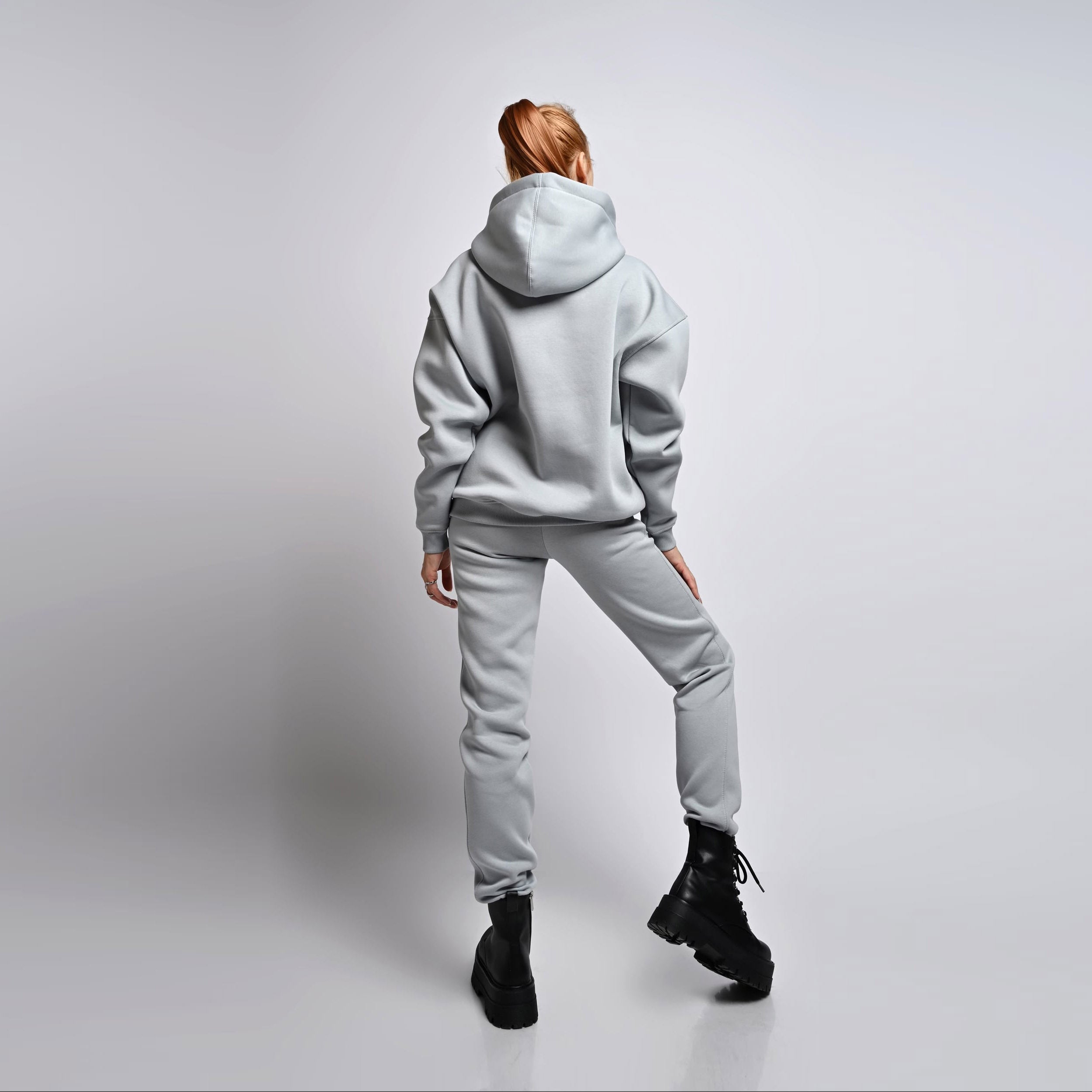 catalog-categories-fashion-women-women-bottoms-women-hoodies-silver-hoodie-silver-hoodie-1.jpg - 7b99fc79