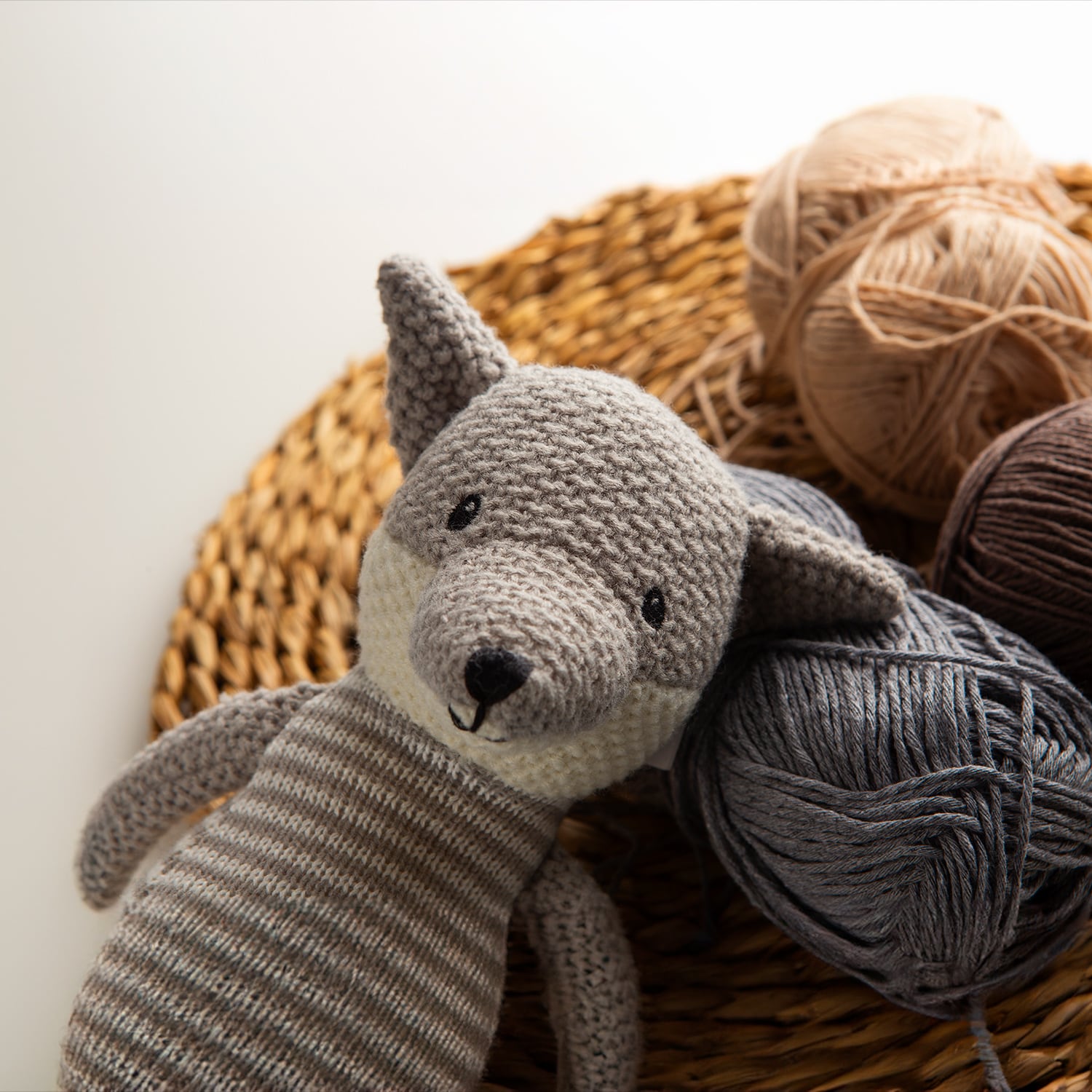 catalog-categories-fashion-women-women-dresses-knitwear-knit-toys-knit-toy-01-knit-toy-01.jpg - 3631e3dc