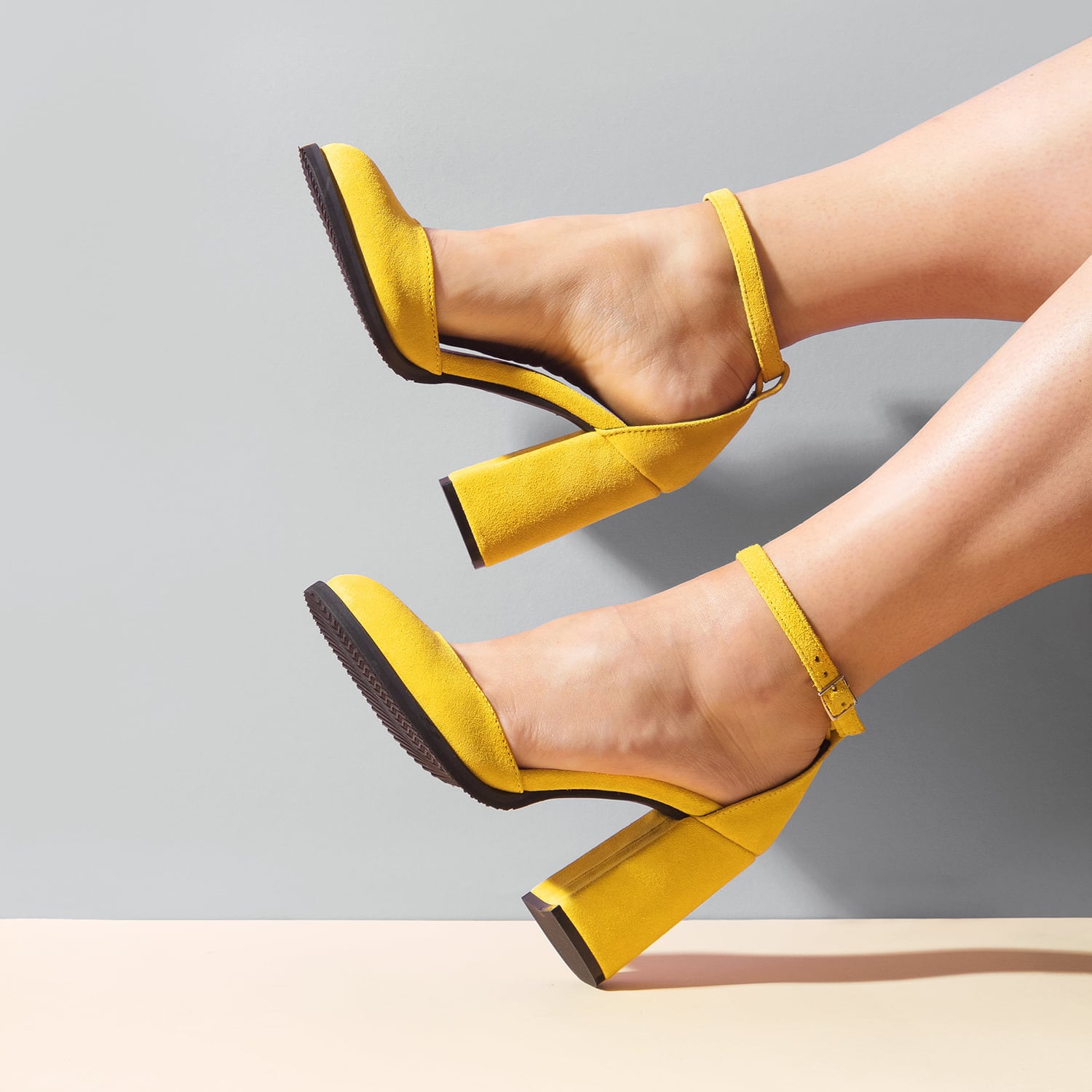 catalog-categories-fashion-footwear-sandals-heeled-sandals-heeled-sandals-3.jpg - 868c0ffa