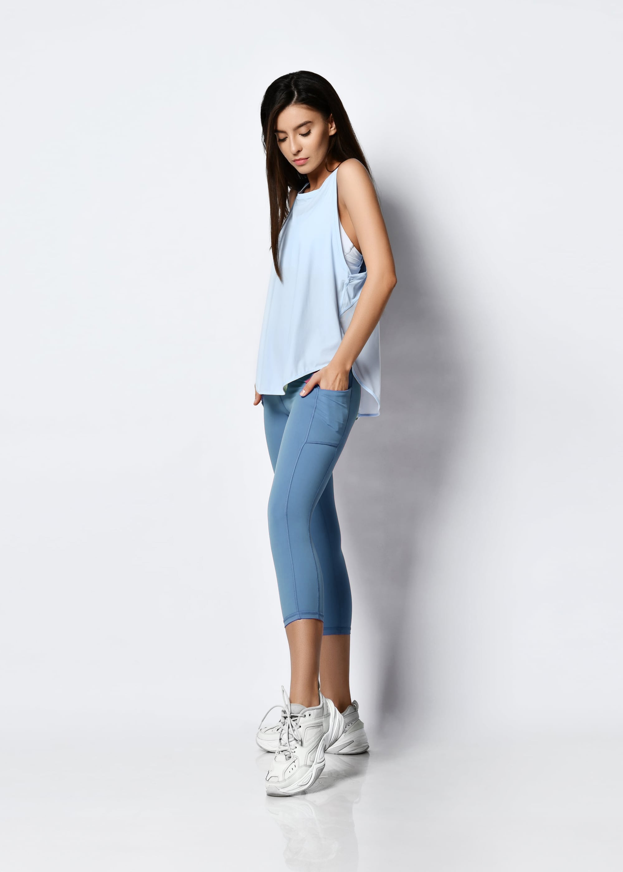 catalog-categories-fashion-sportswear-sport-leggings-sport-leggings-4-sport-leggings-4-variant-color-blue.jpg - 75fdf224