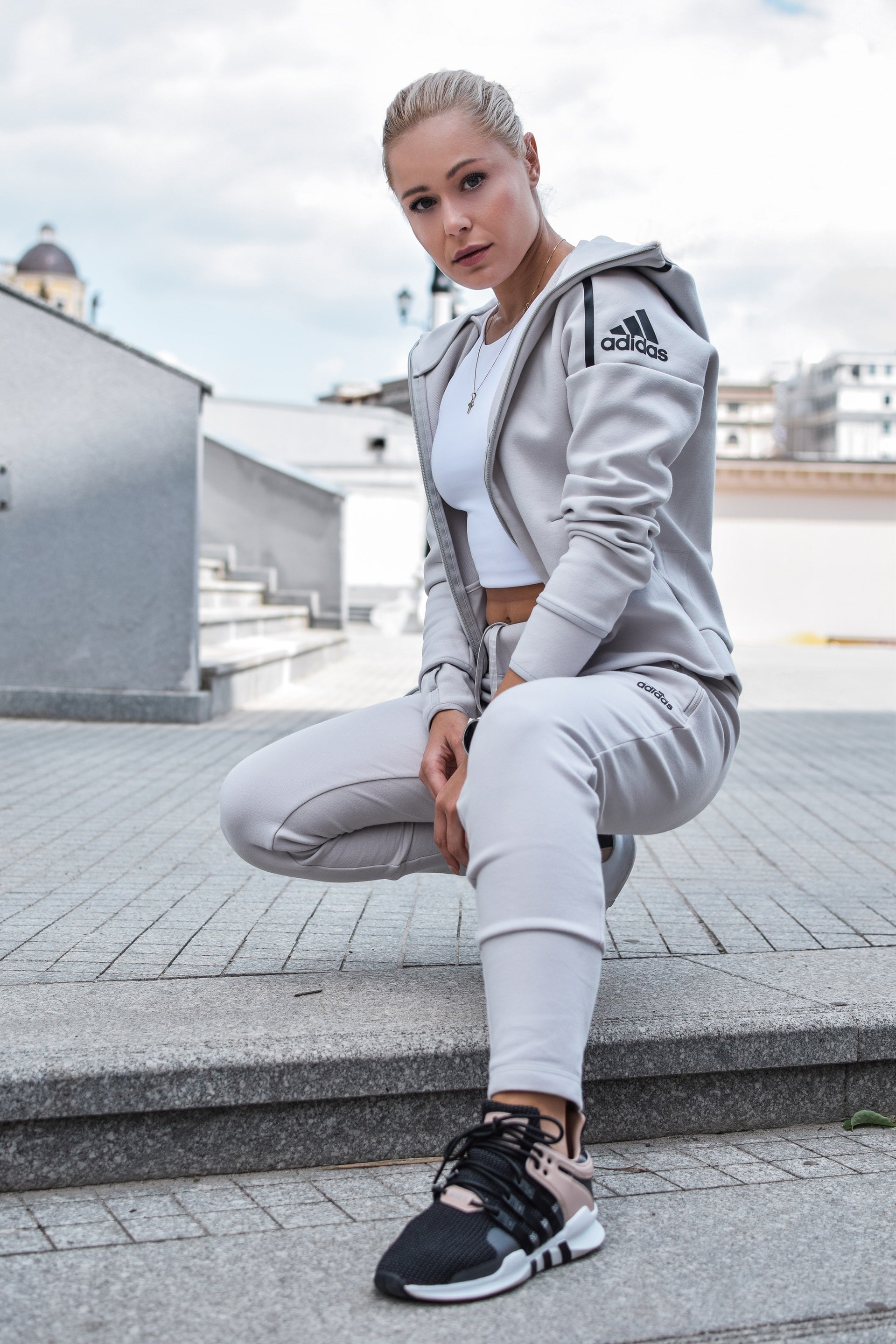 catalog-categories-fashion-women-women-bottoms-women-hoodies-sport-hoodie-sport-hoodie-2.jpg - a969182f