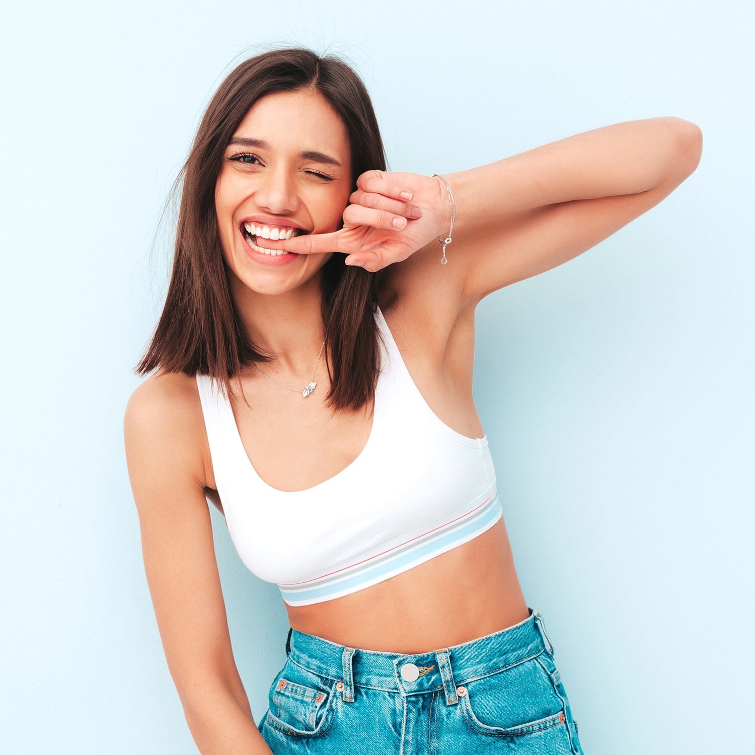 catalog-categories-fashion-women-women-bottoms-women-tanks-white-tank-white-tank-1.jpg - 95b5476d