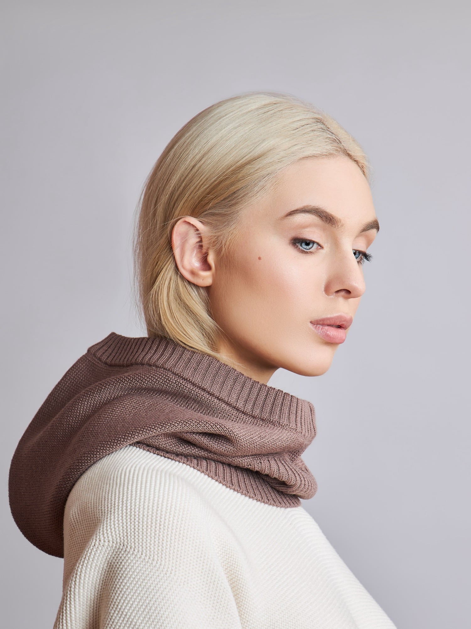 catalog-categories-fashion-women-women-dresses-knitwear-knit-scarves-knit-scarve-03-knit-scarve-03-2.jpg - ba8b9ee5